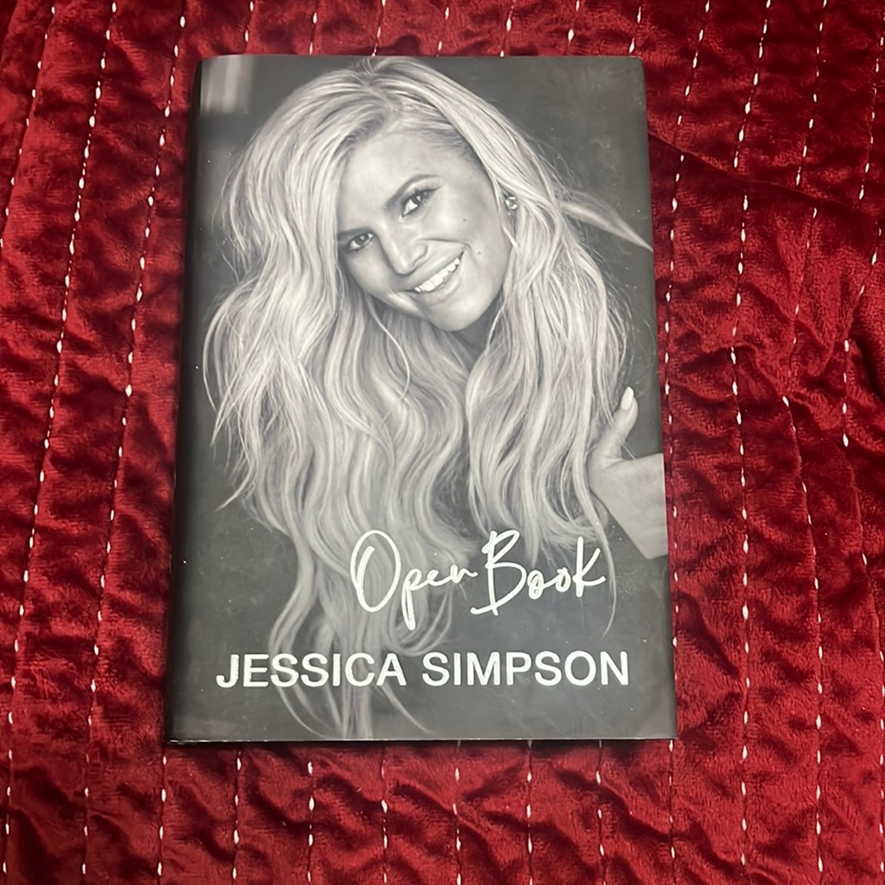 JESSICA SIMPSON BOOK